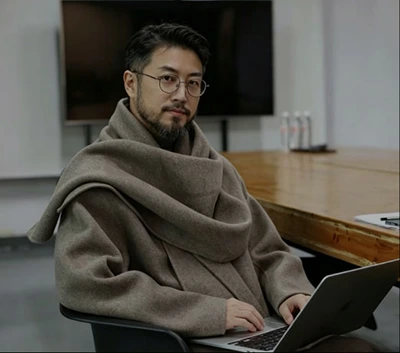 Kevin Lee, Chief Director of Ixmore Art