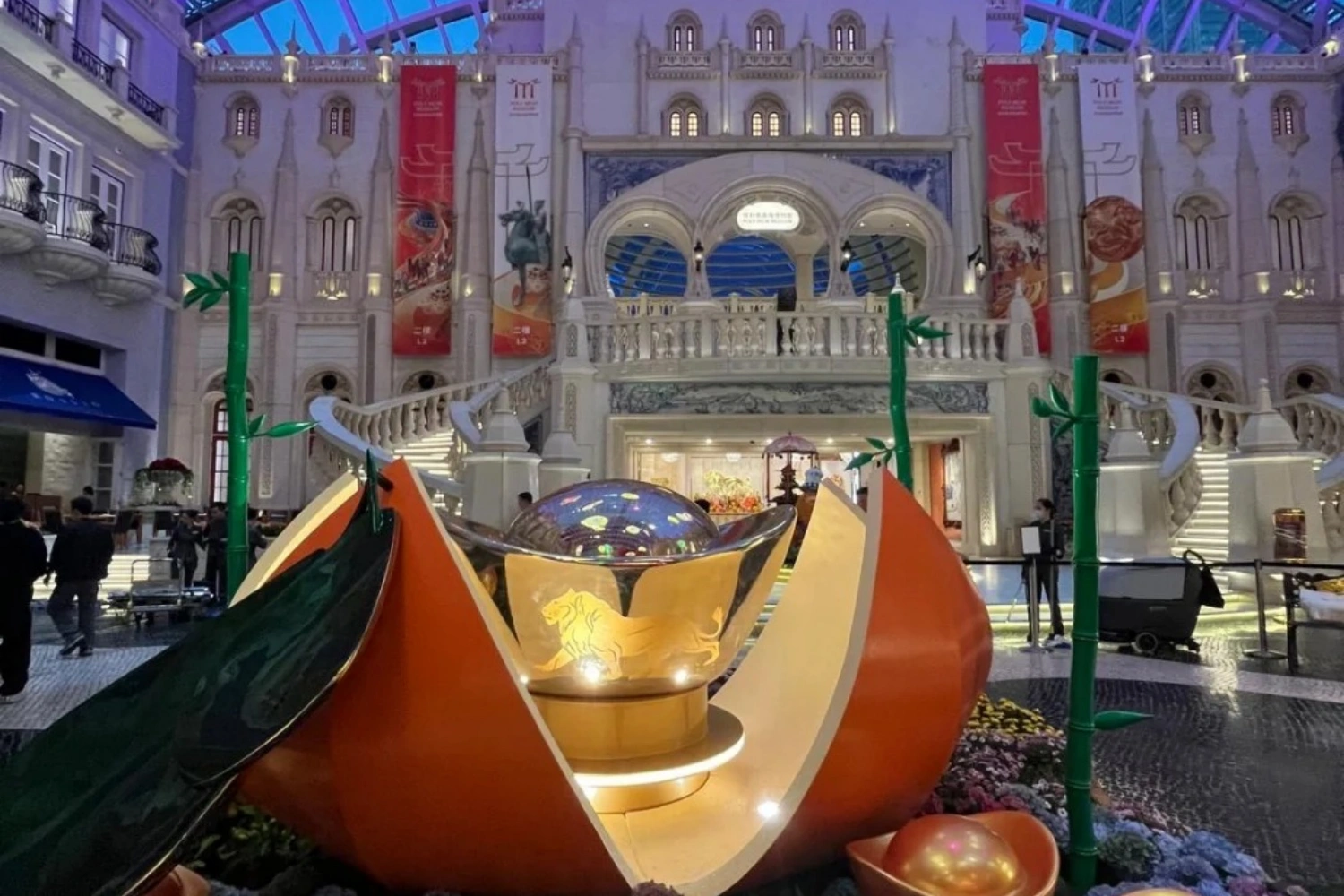 Themed art installations redefining spatial experiences for brand transformation in Macau shopping centers