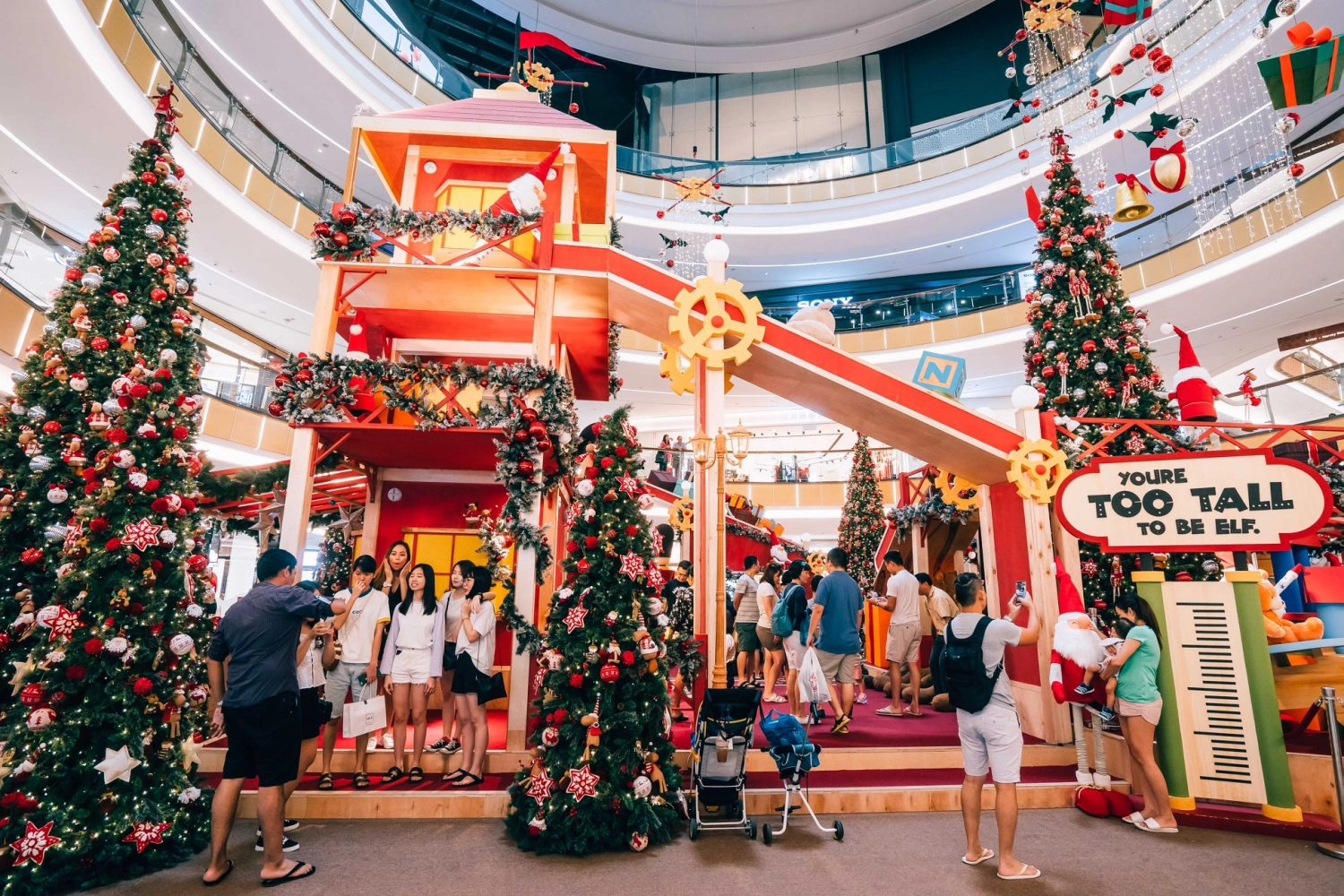 Customization as the key growth driver for Christmas decorations in Malaysian shopping malls