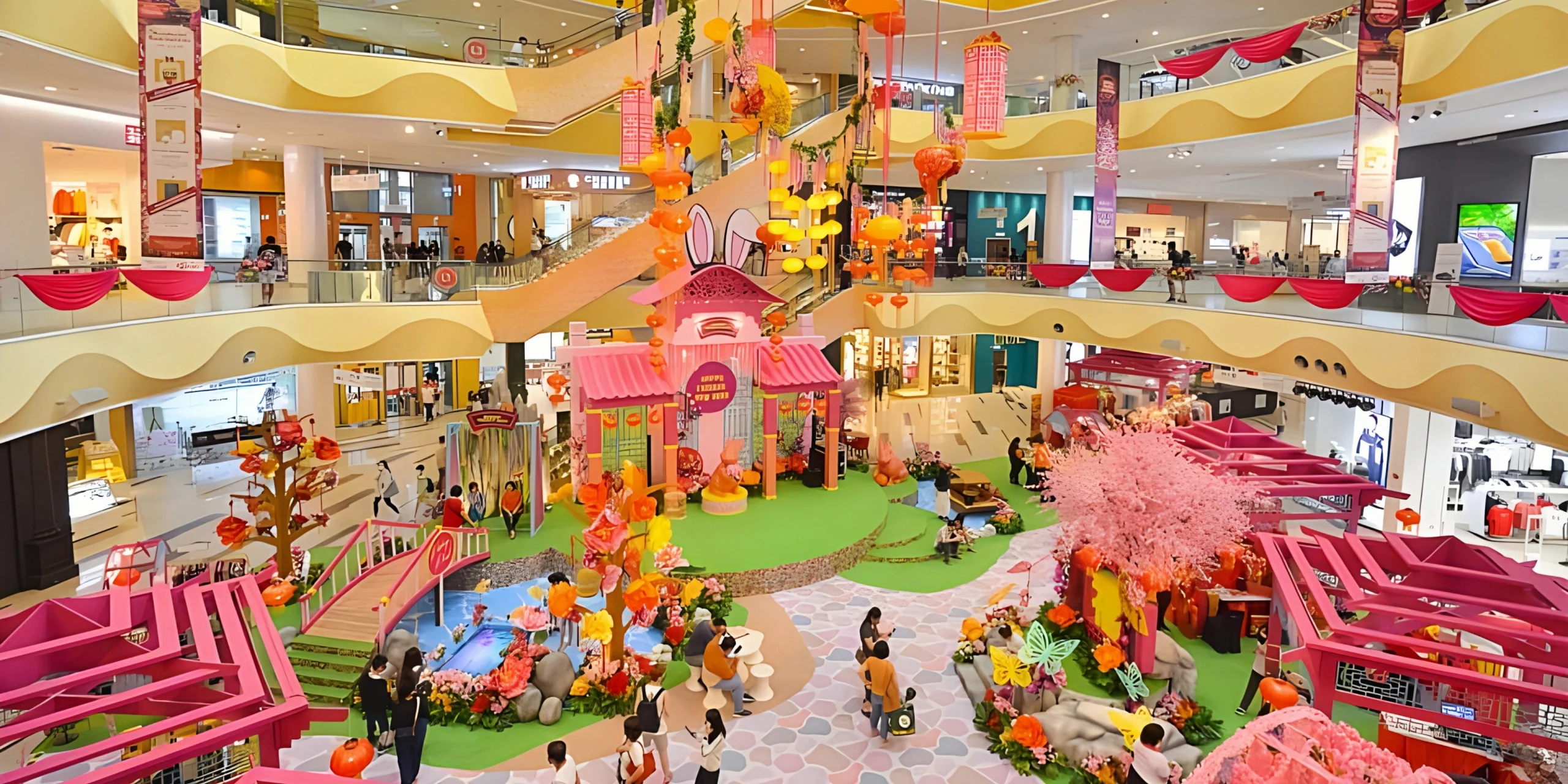Viral Forest Treehouse Display Installation