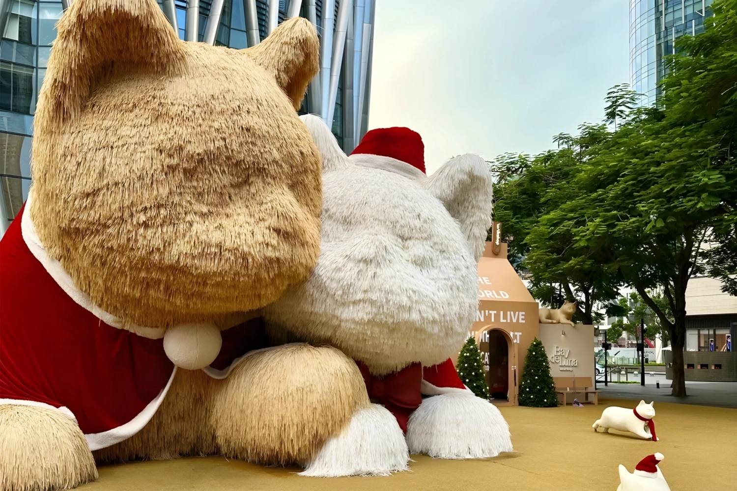 Custom Large-Scale Art Installation In Shenzhen
