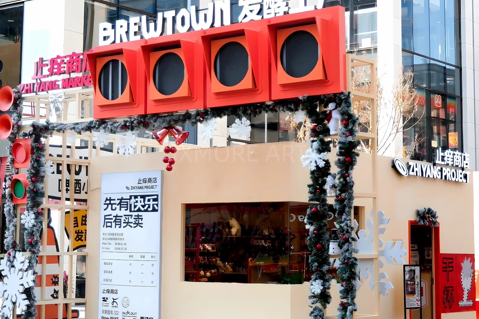 Custom immersive commercial street courtyard scene props fabricated by art installation factory-05