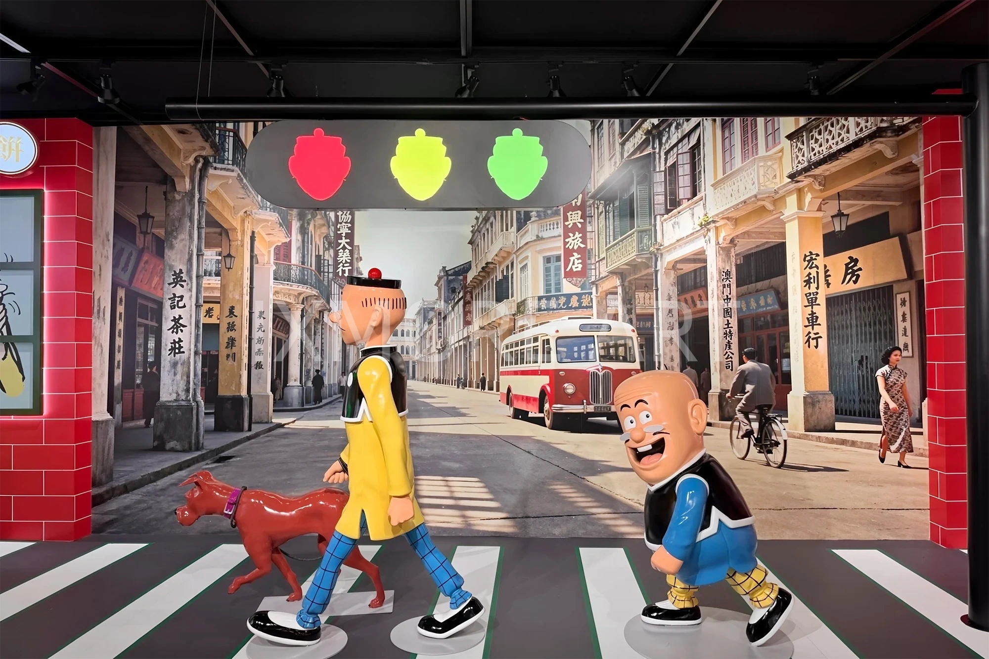 Custom art installation props for Macau mall anime IP exhibition - large exhibit props & art installations