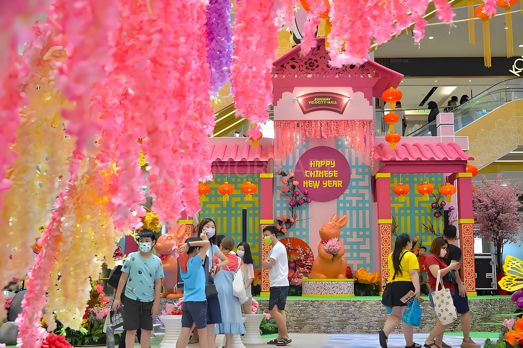 Custom CNY immersive decor for Kuala Lumpur mall - art installations & festive prop fabrication(7)