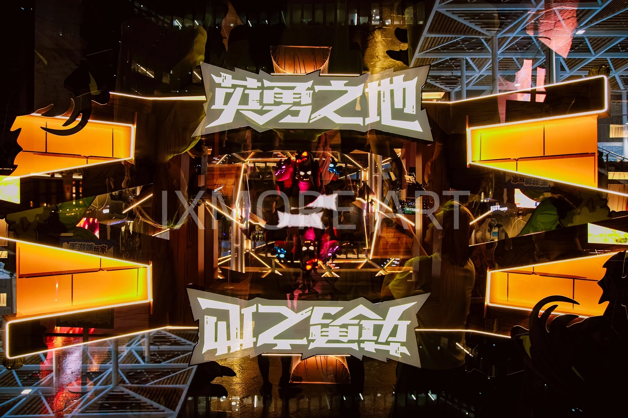 custom-large-sculpture-interactive-installation-for-mobile-game-event-pop-up-prop-factory(11)