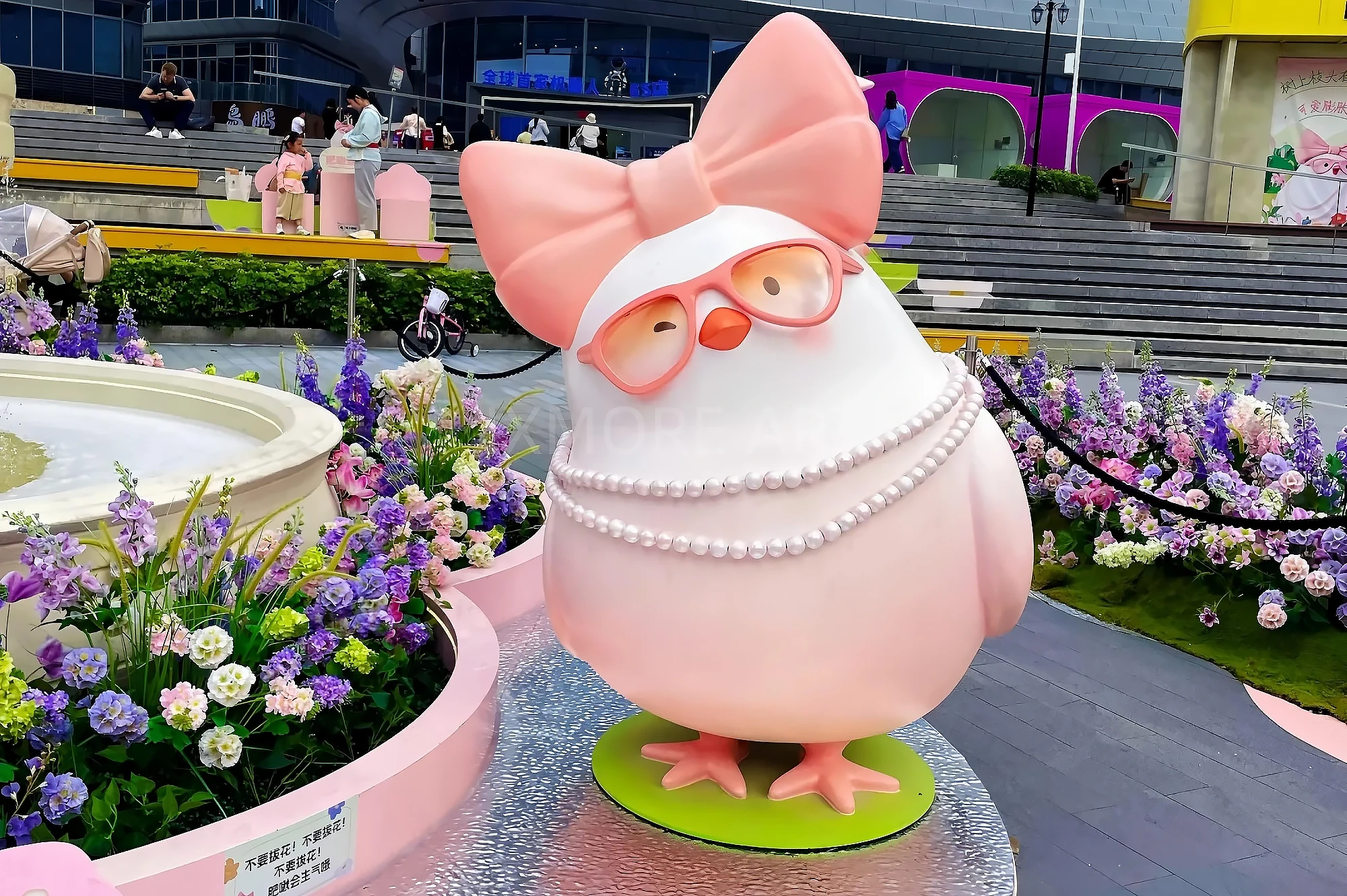 Immersive IP theme scene installation at Xinghe Mall - panoramic view of large anime sculptures & custom decor props(2)