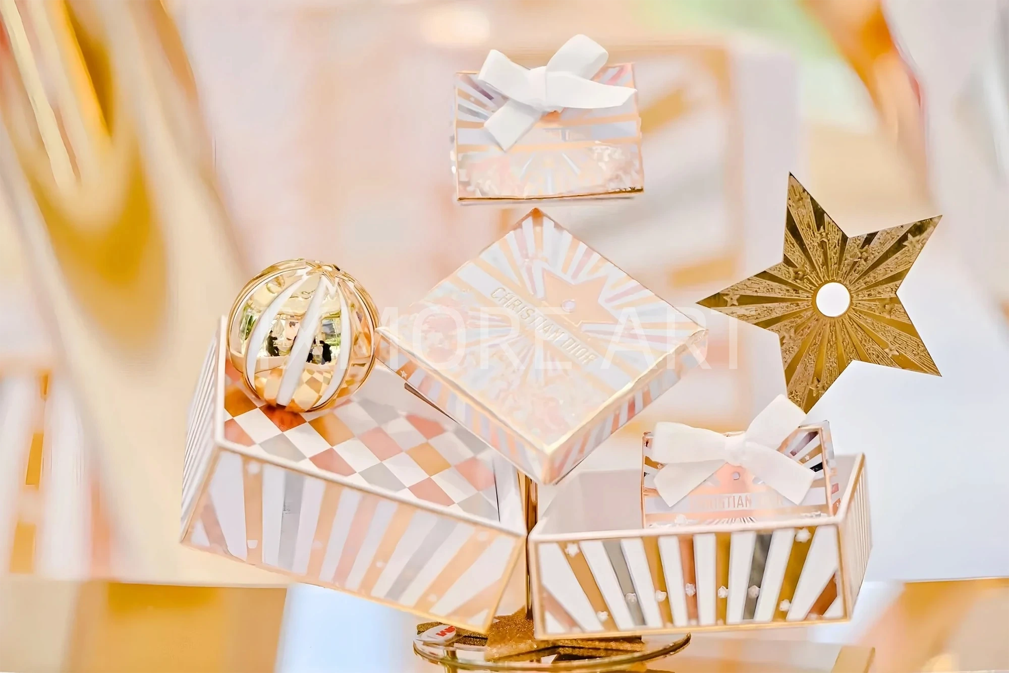 Dior pop-up interactive display props for shopping mall – custom large-scale visual merchandising installation by artisan factory, blending luxury theme decor(13)