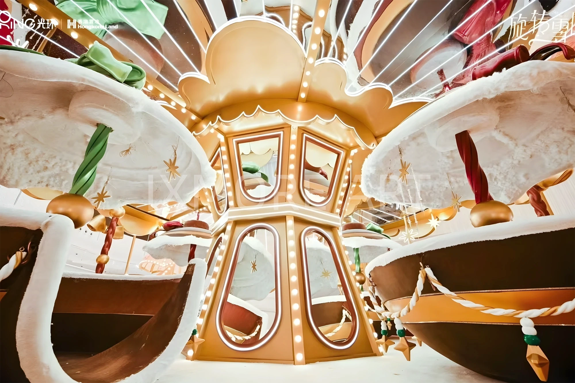 Real shot of custom dynamic light Christmas art installation, large luminous Christmas props for Chengdu Halo Mall, one-stop display production by art factory(9)
