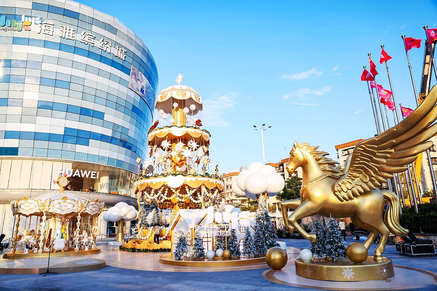 Factory pre-fabrication and on-site build process of custom Christmas props for Haiya Binfen City turnkey project(11)