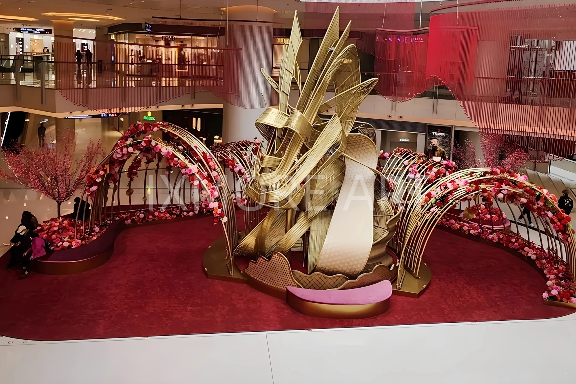 Large-scale handwoven public art installation custom – shopping mall giant woven sculpture factory view(3)