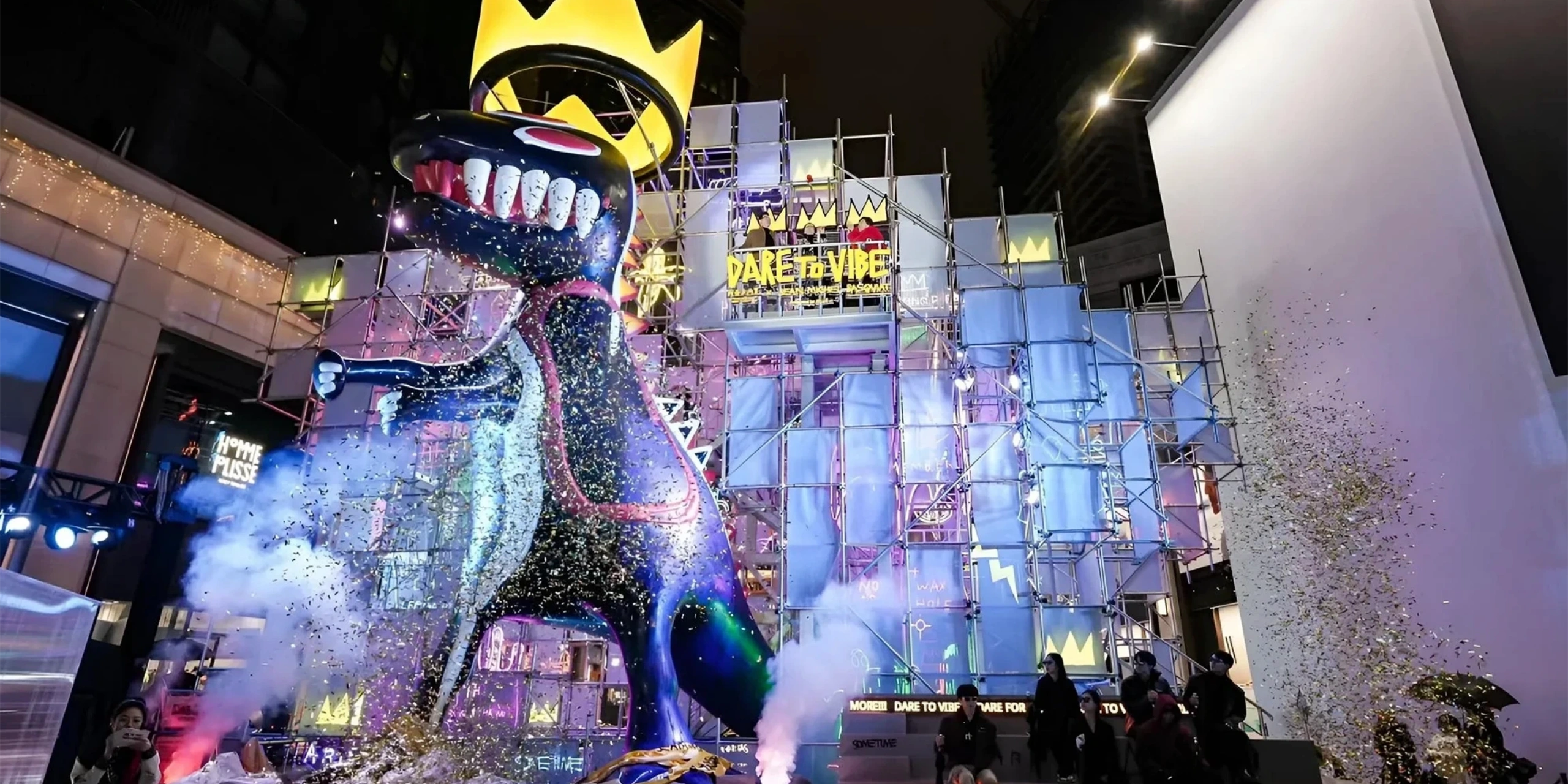 TaiKoo Hui Public Art Fabrication