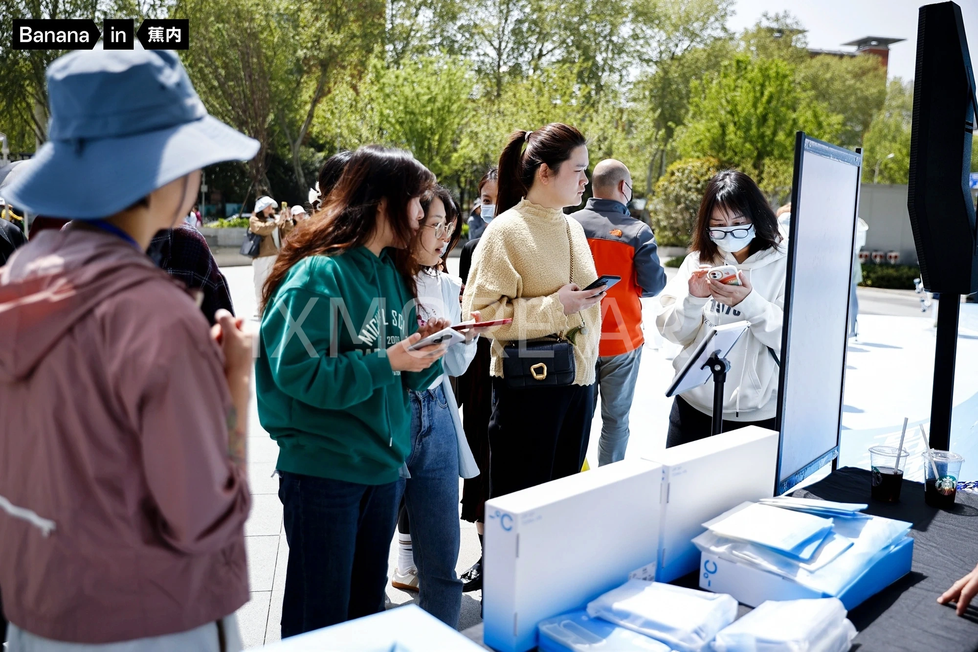 Jiao-in-brand-pop-up-store-production-mall-art-installation-custom-factory-brand-marketing-prop-overview（10）