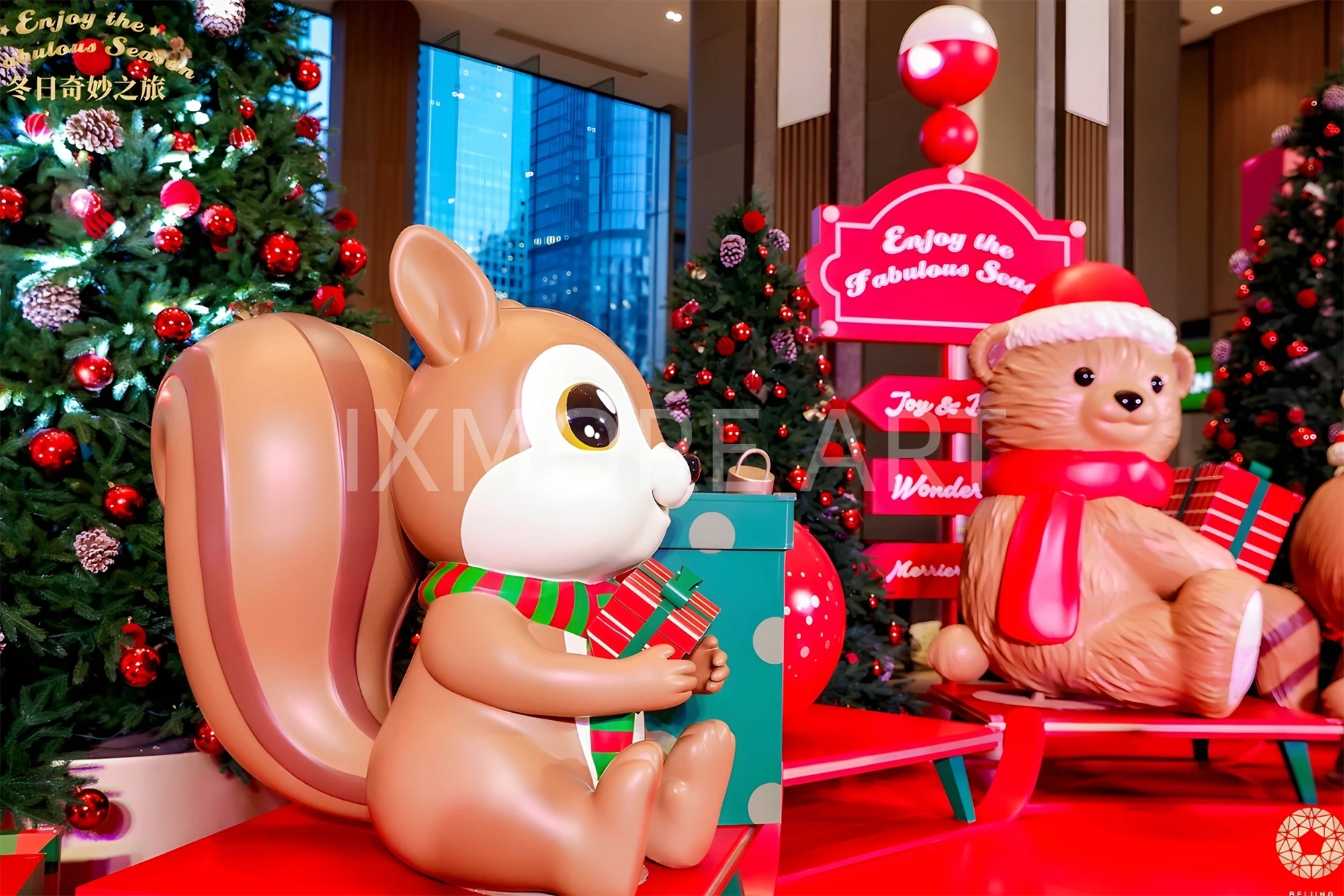 Custom Christmas art installation at Kerry Centre mall – large-scale holiday photo prop for retail spaces(11)