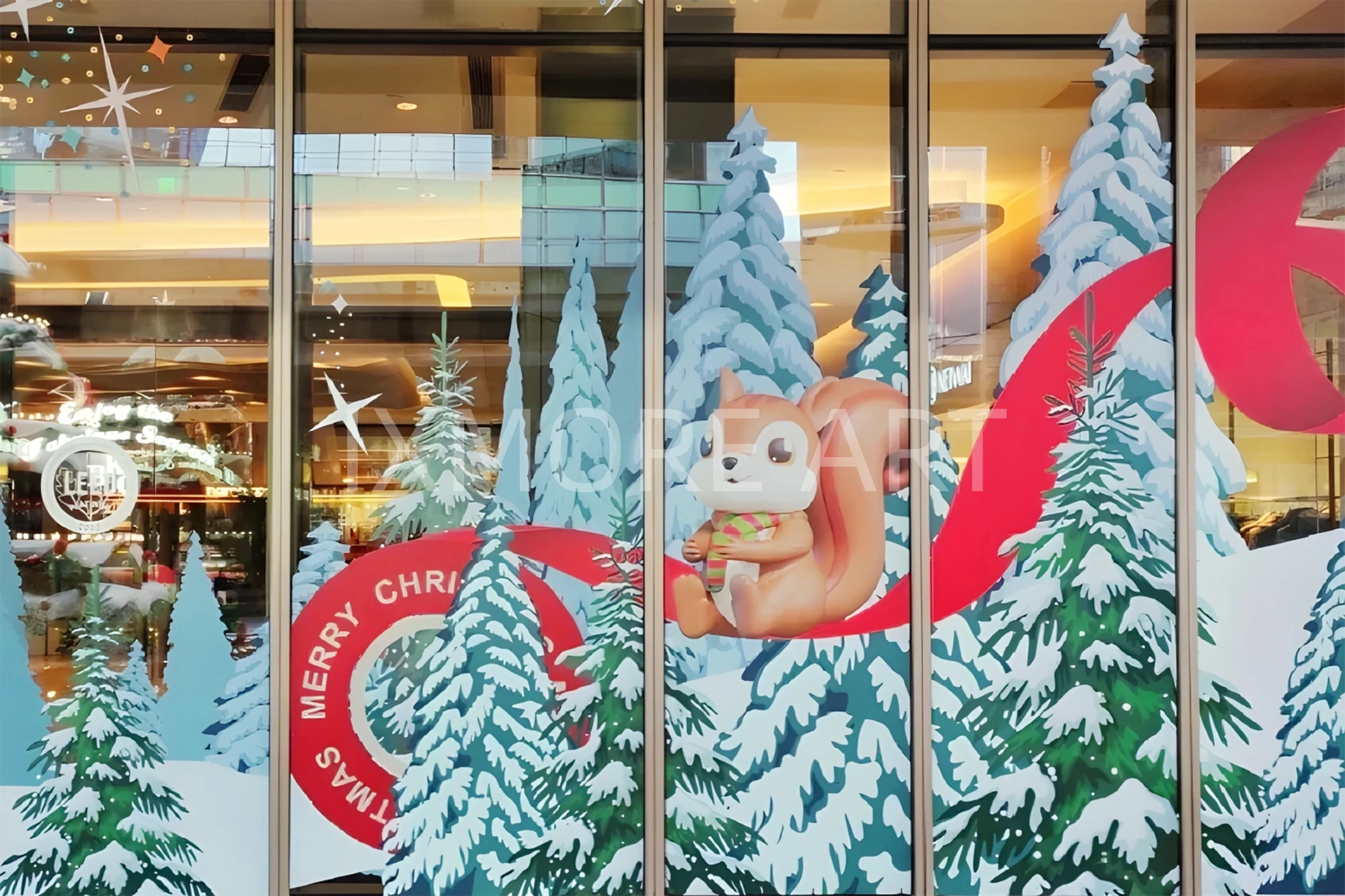 Custom Christmas art installation at Kerry Centre mall – large-scale holiday photo prop for retail spaces(7)