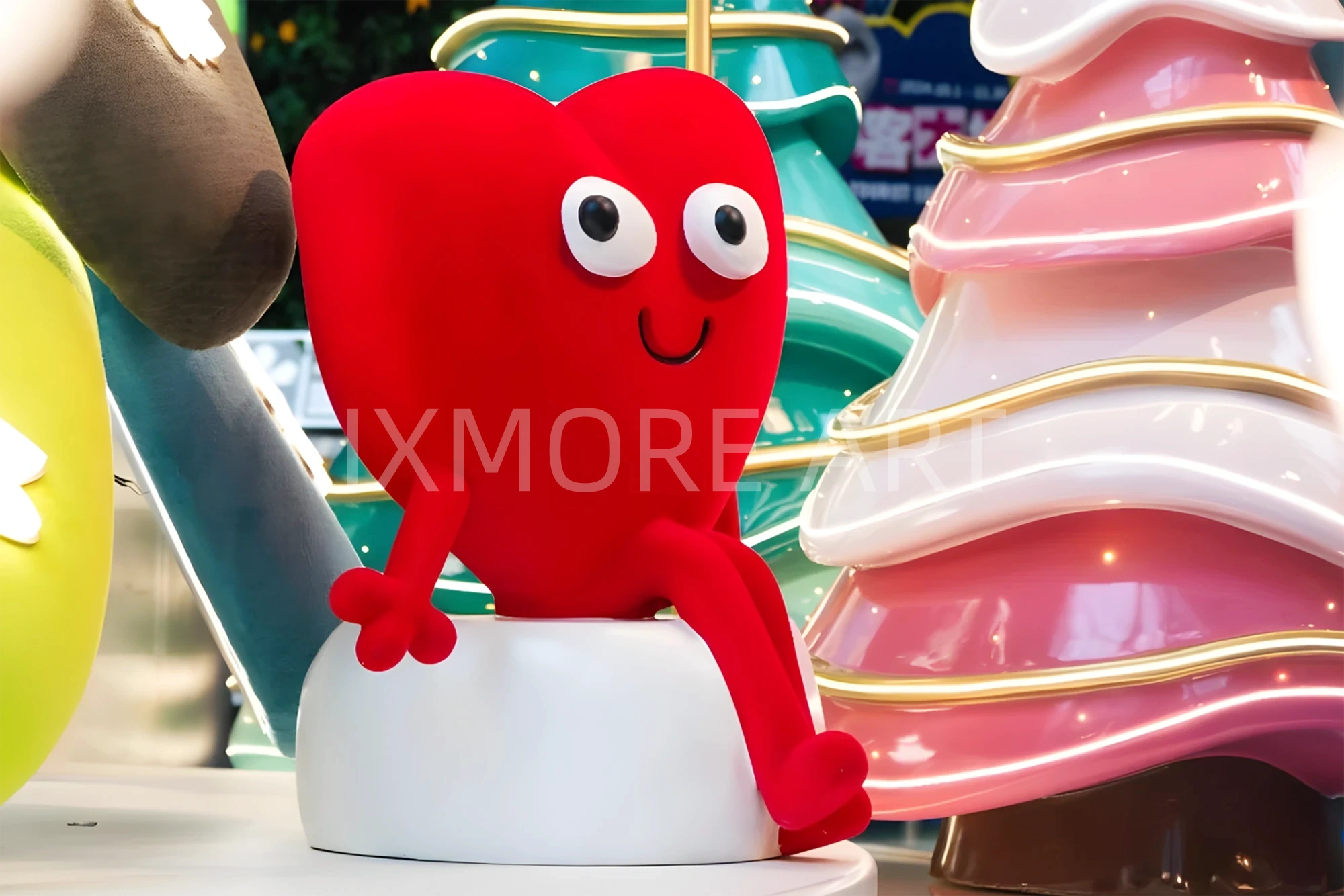 Custom Christmas art installation at Langham Place Hong Kong mall – tailored display props and festive decor(6)