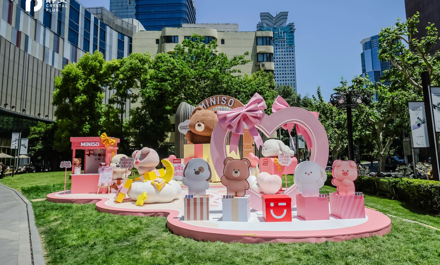 Custom large-scale sculpture installation at Miniso offline brand event, featuring oversized character art displays and themed decor, custom fabricated by professional art installation factory for immersive retail activation-13
