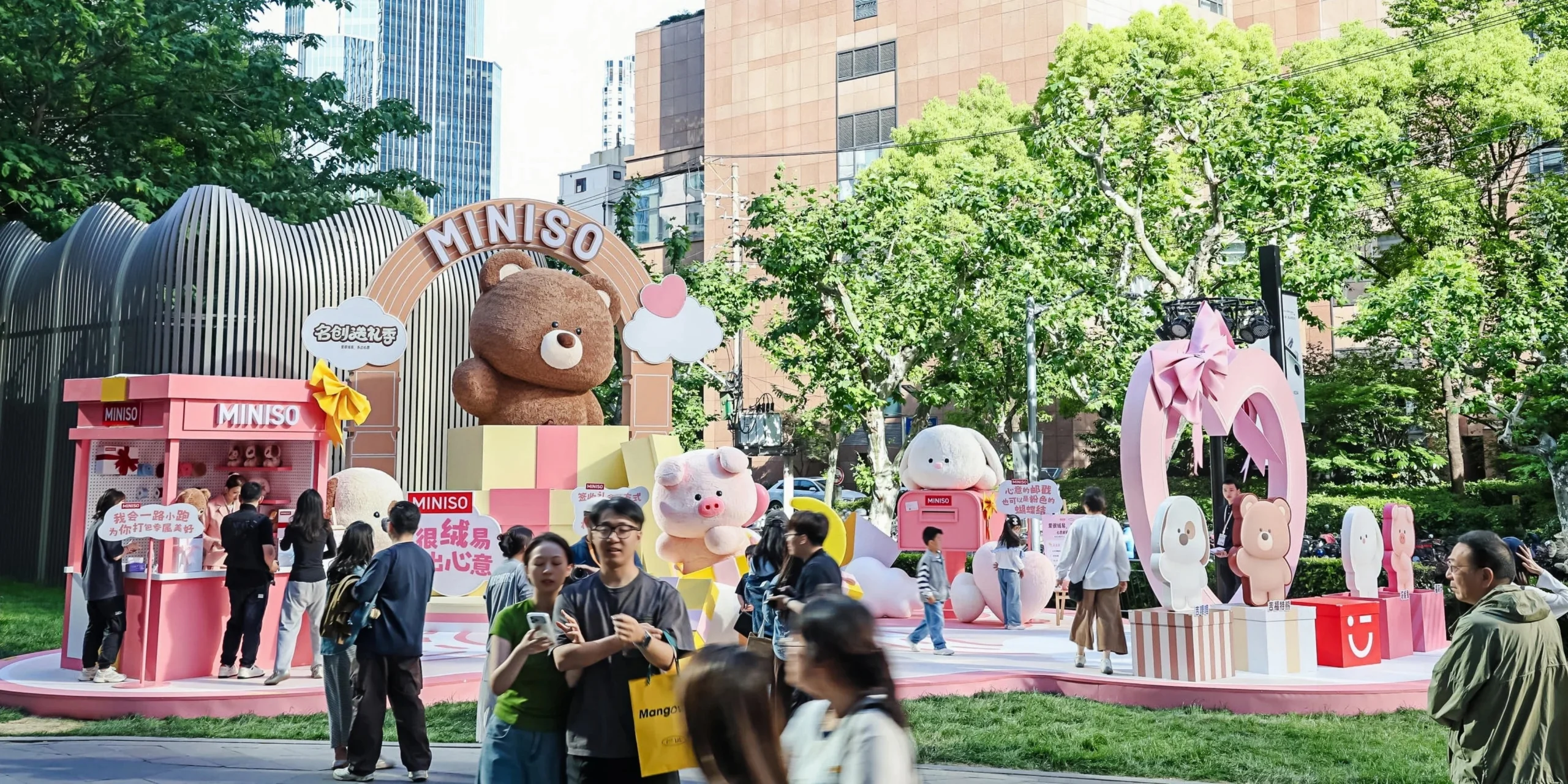 Custom large-scale sculpture installation at Miniso offline brand event, featuring oversized character art displays and themed decor, custom fabricated by professional art installation factory for immersive retail activation-02