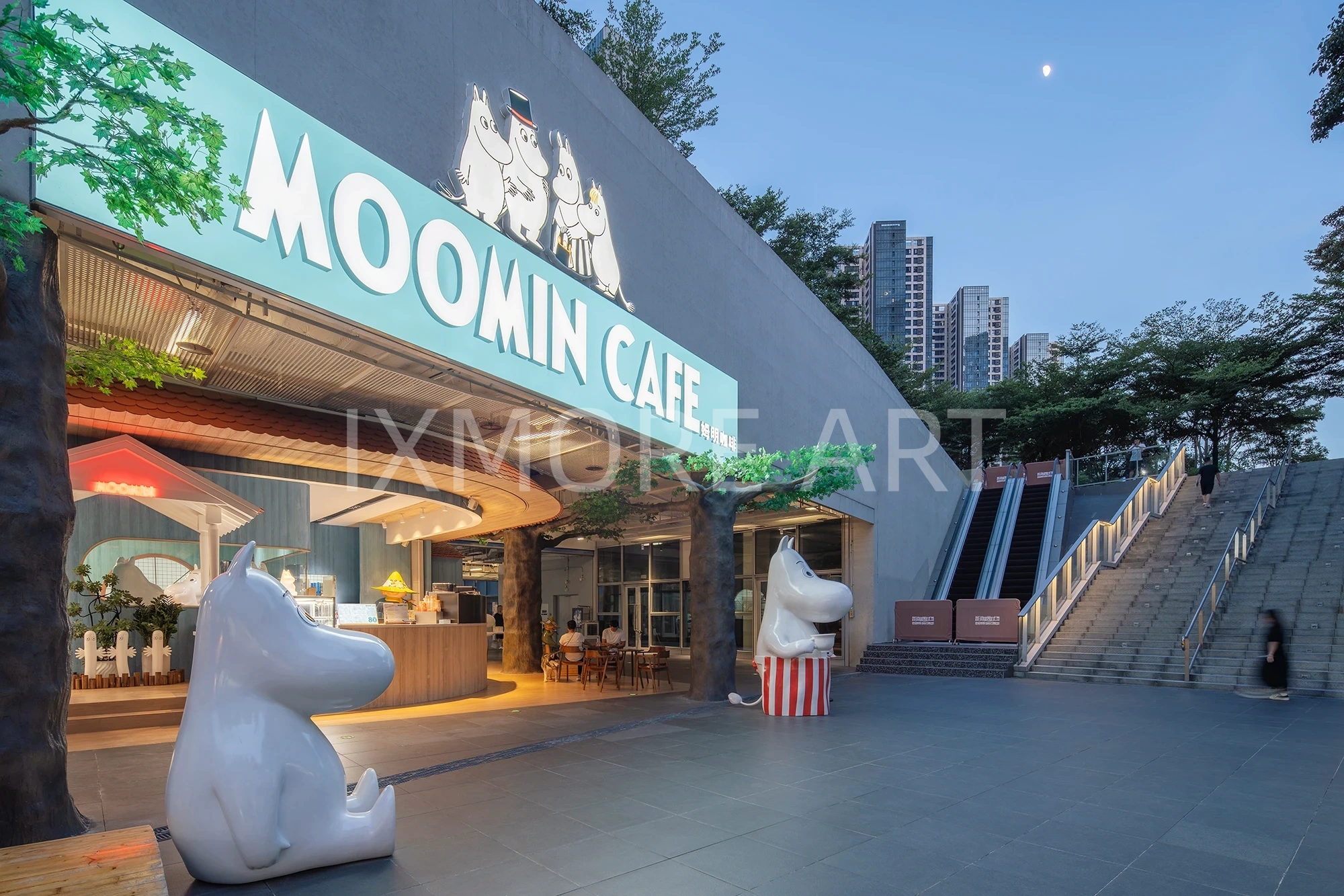 Acrylic edge lighting detail on Moomin popup props custom event materials craftsmanship(3)