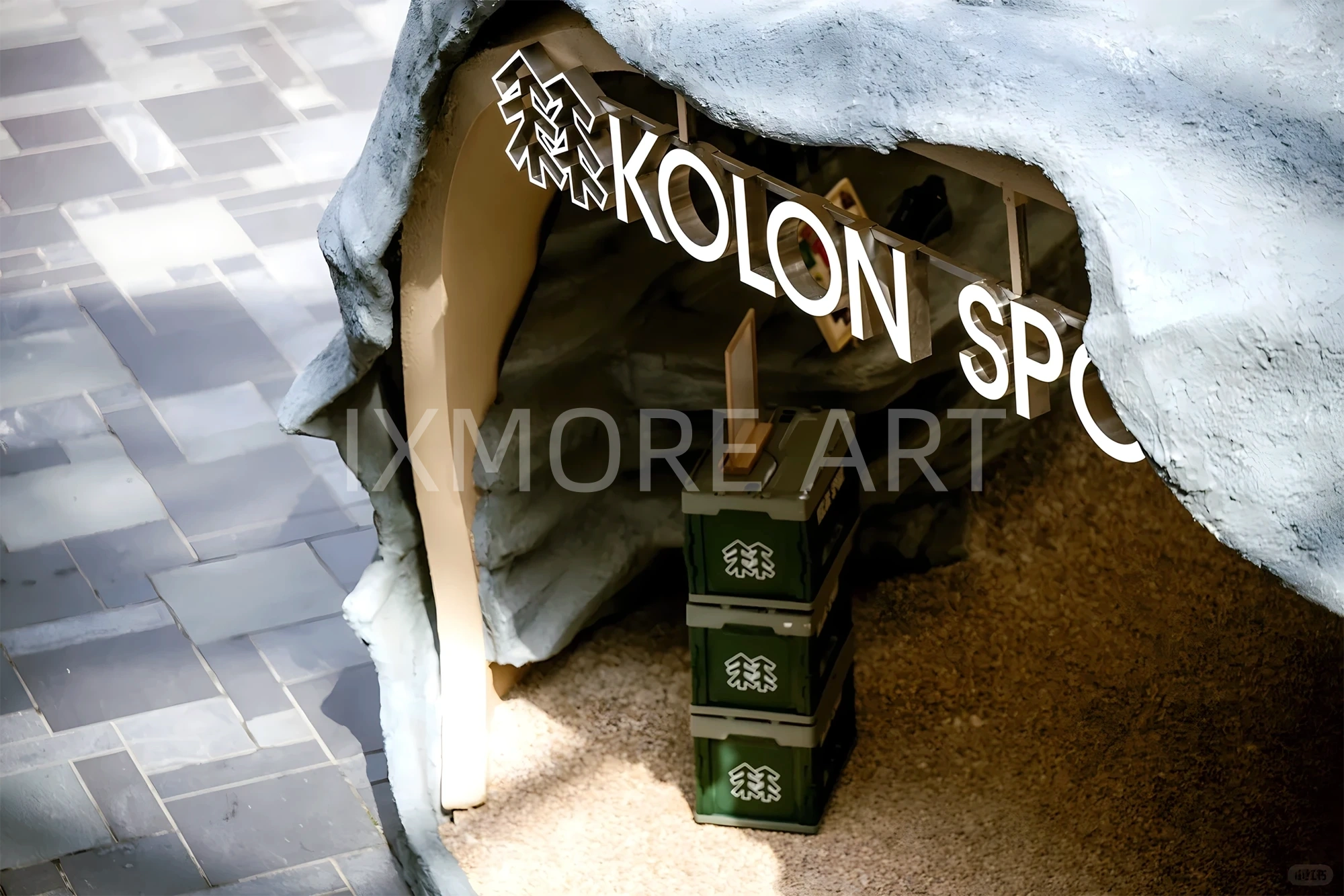 Full view of KOLON Natural Momentum limited-time pop-up, one-stop custom event fabrication service by art factory, finished immersive marketing installation with professional event prop fabrication.(4)