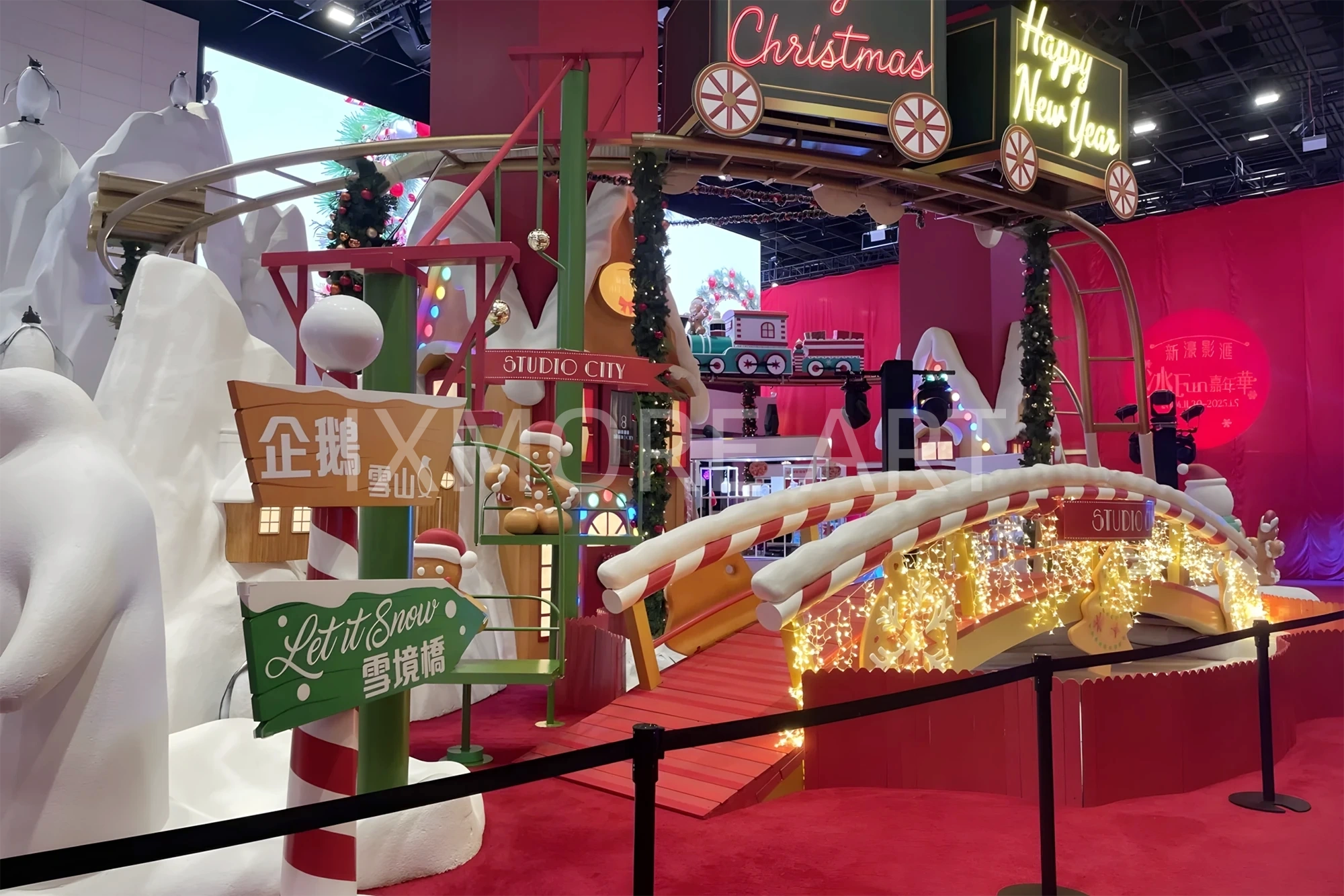 Custom Christmas castle installation for Studio City Macau – large mall art prop factory(2)