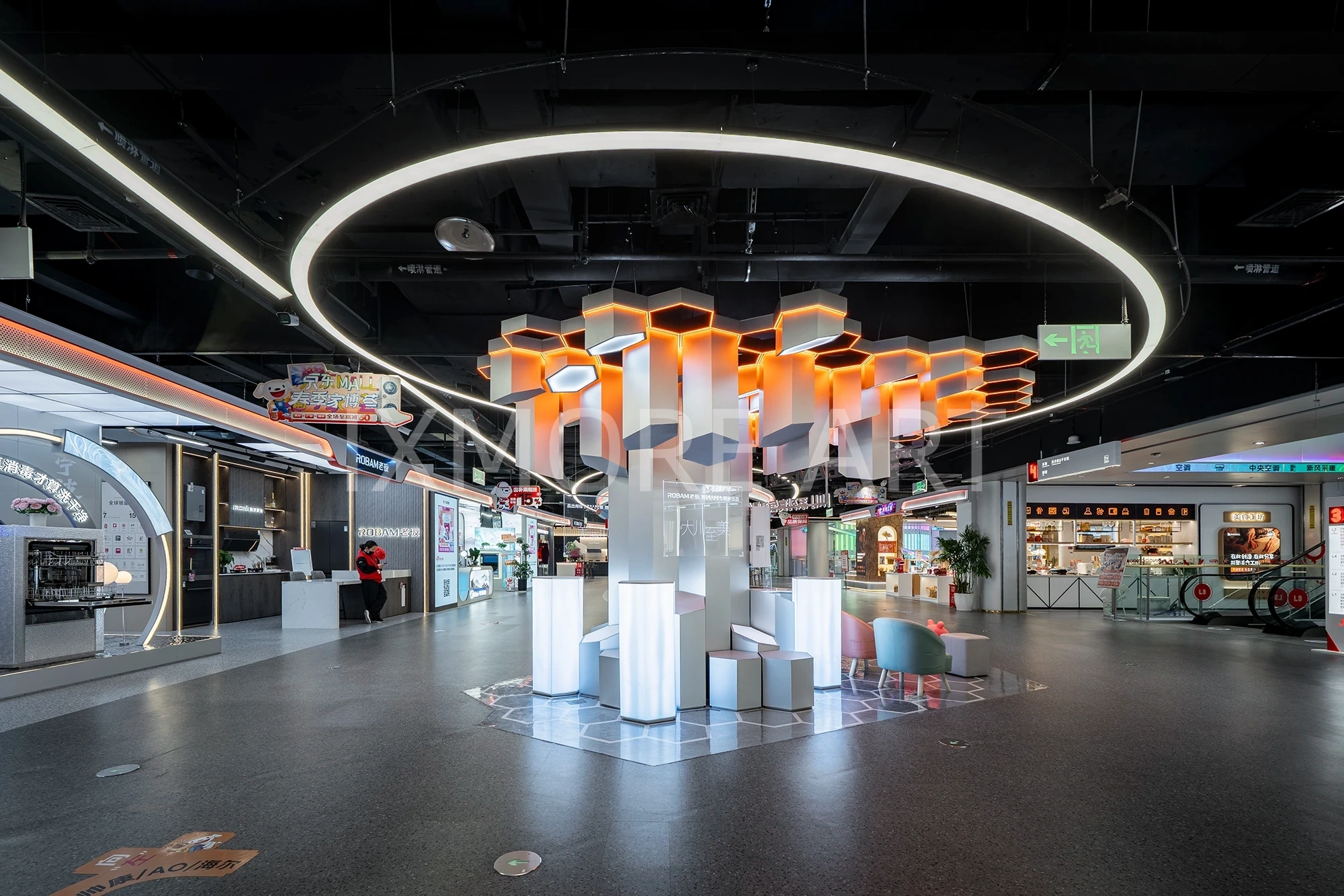 Custom FRP kinetic art installation for Suzhou JD Mall grand opening(3)