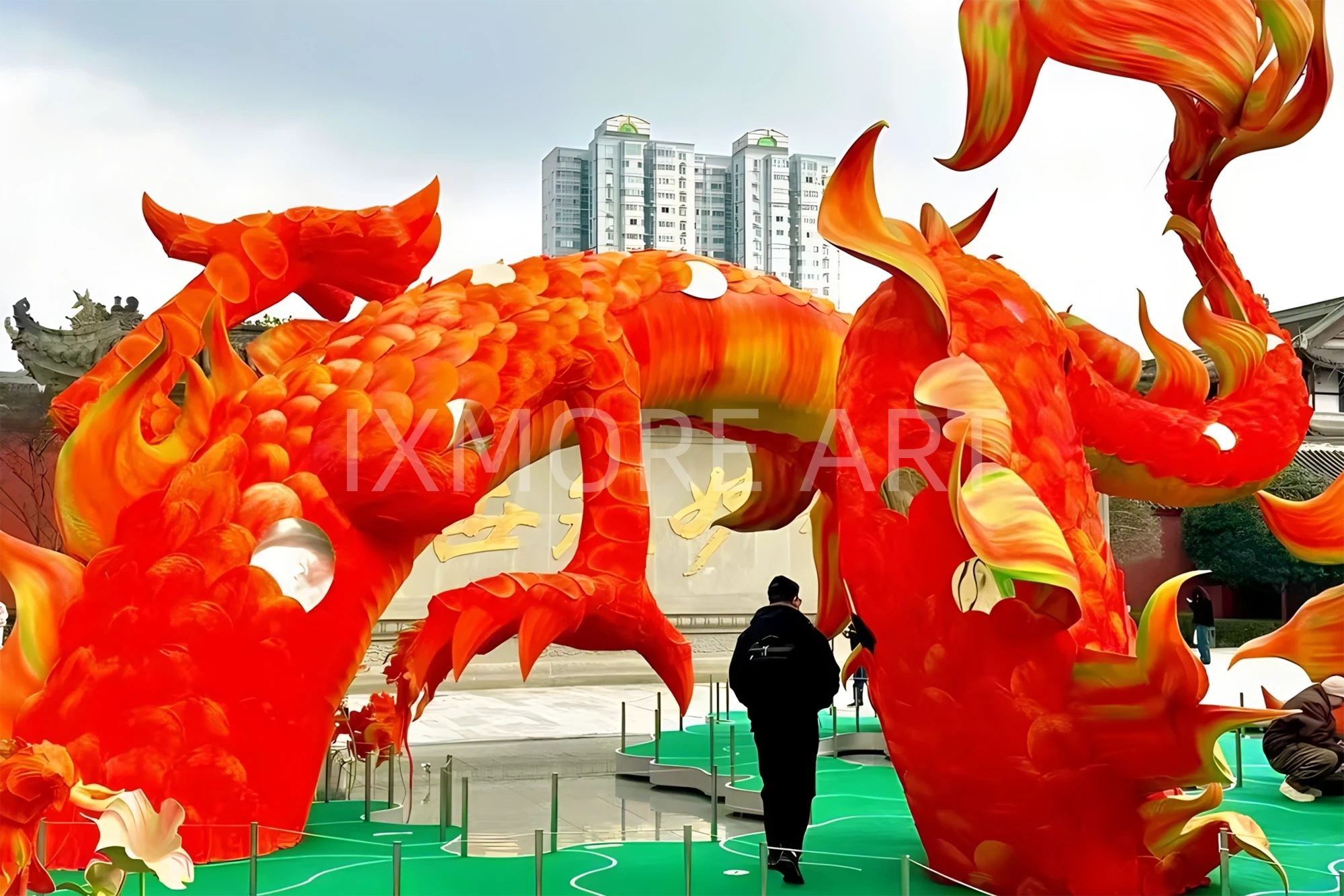 Taikoo-Li-shopping-mall-installation-art-custom-fabrication-factory(6)