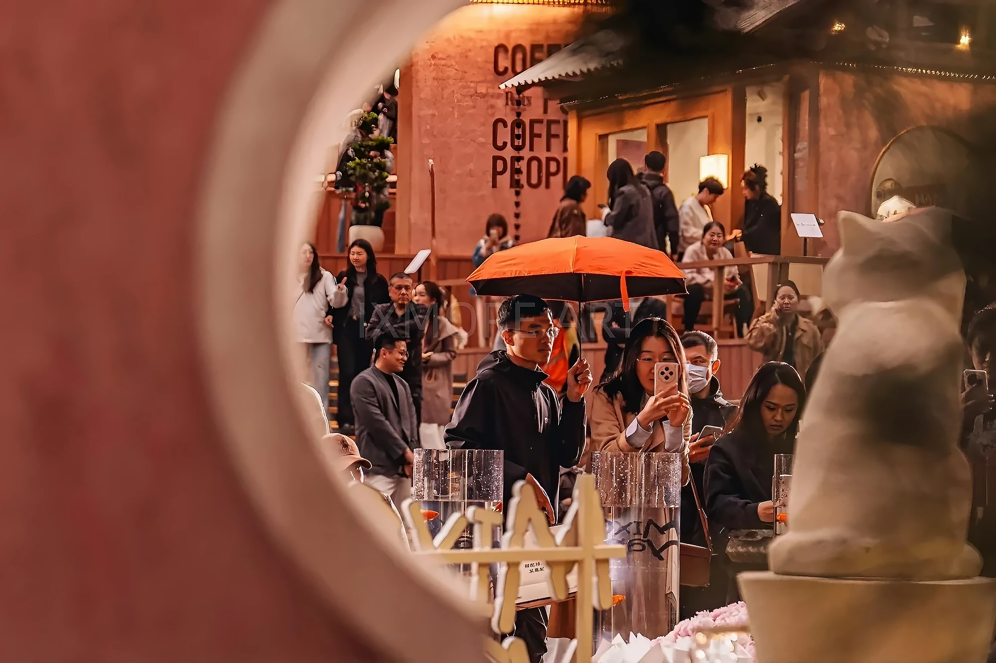Custom immersive commercial courtyard street scene props handmade by art installation fabrication factory(10)