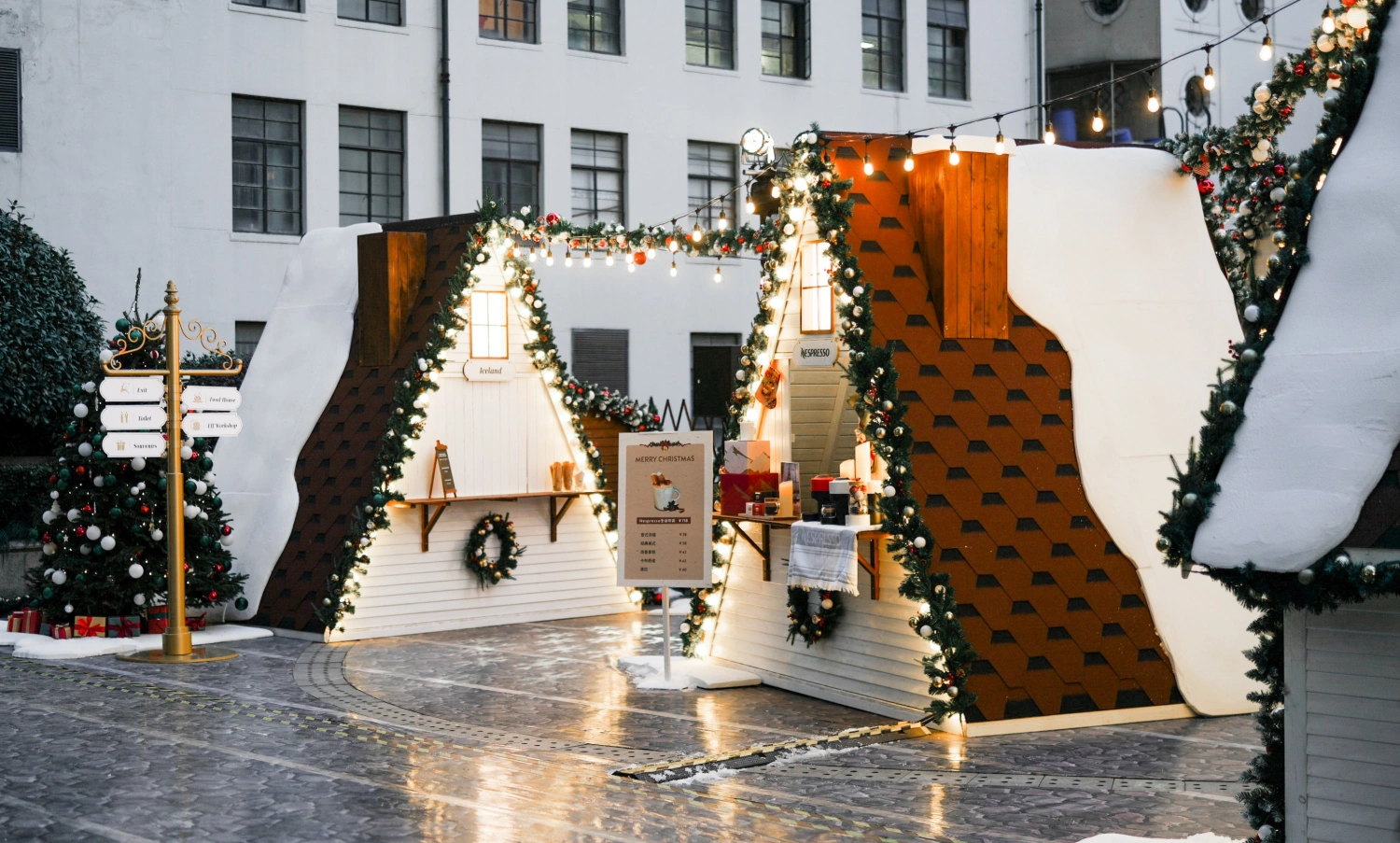 Giant custom Christmas tree centerpiece at Waldorf Astoria hotel plaza, standing [height] meters tall with festive ornaments and sparkling lights, bespoke fabricated by Christmas decoration factory for luxury hotel event-06