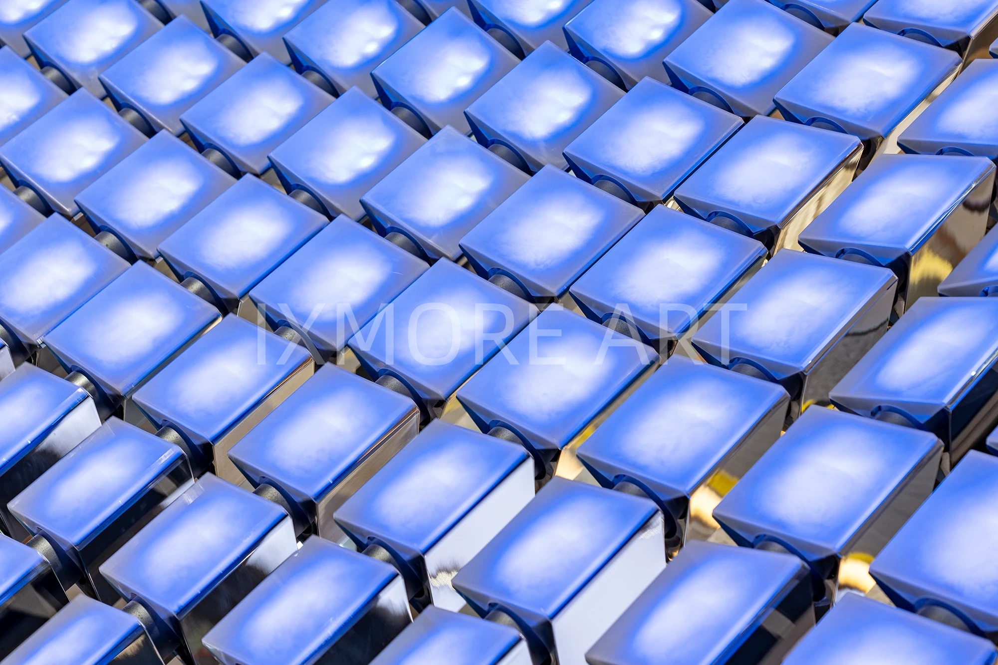 Close-up custom interactive art installation, Wuhan mall decor props with professional lighting design(7)