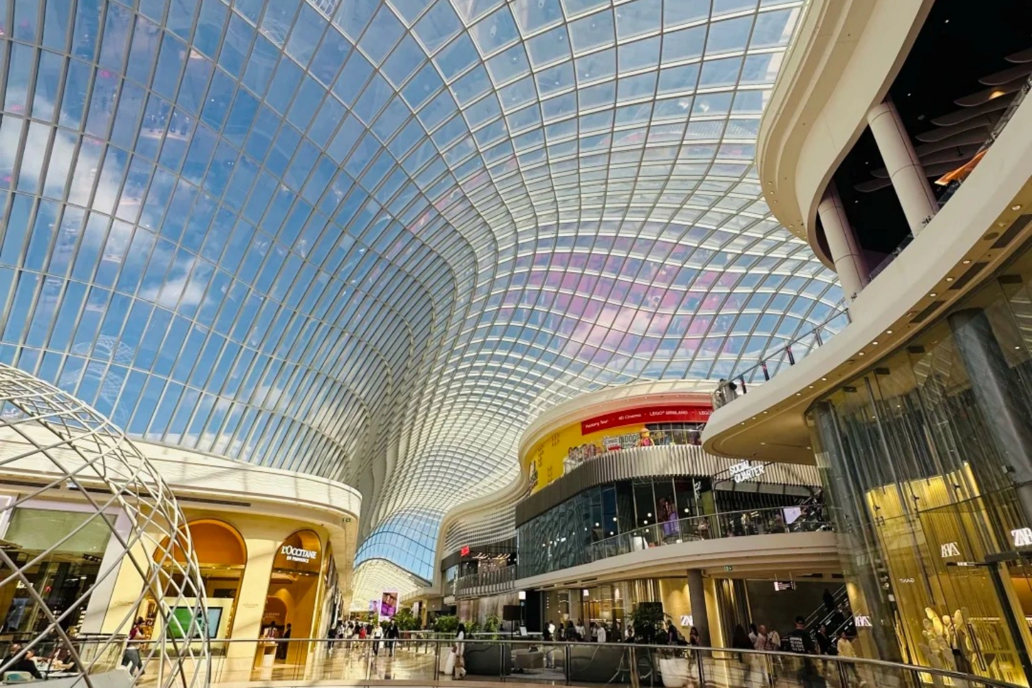 Australian shopping center immersive art installation design in the global retail shift