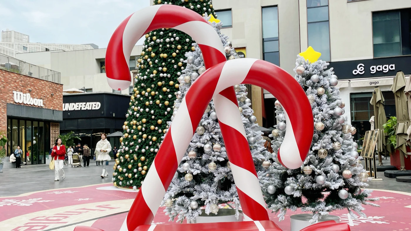 Fiberglass, foam carving, and metal framework used for custom mall Christmas displays